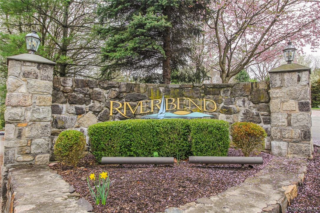 213 Waterside Close, Peekskill, NY 10566