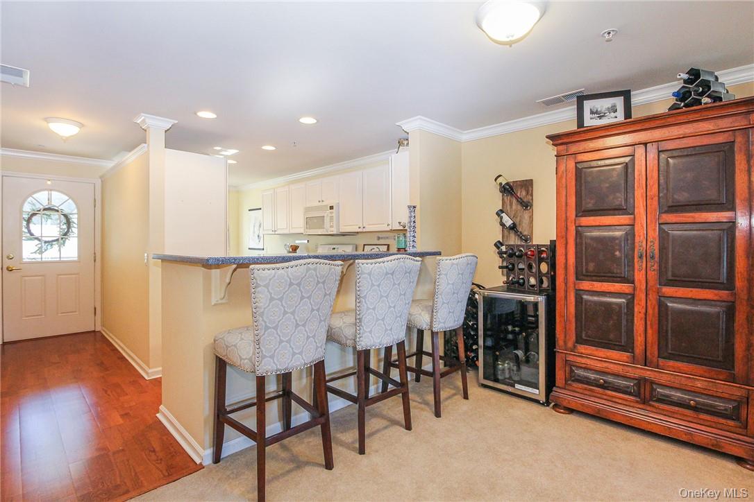 213 Waterside Close, Peekskill, NY 10566