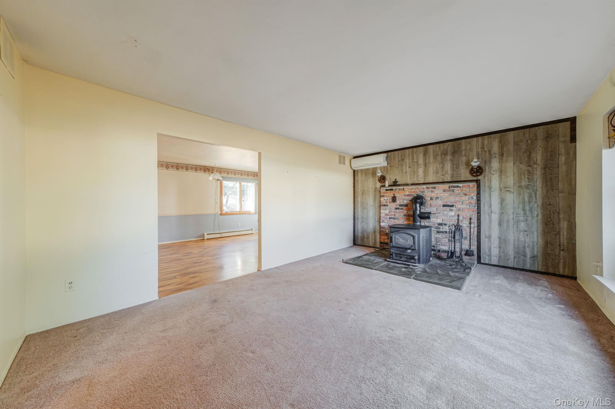 139 Tarpon Avenue, Medford, NY 11763