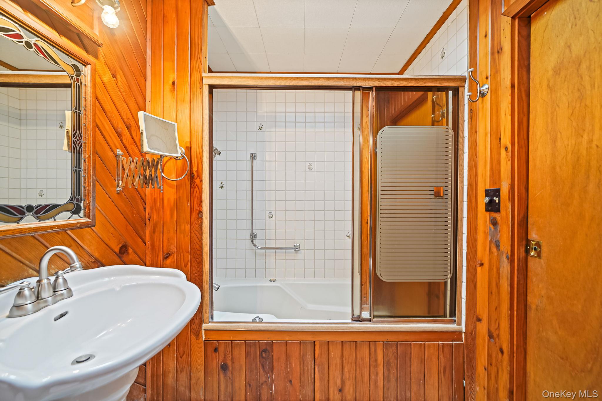 133 Royal Avenue, Flanders, NY 11901