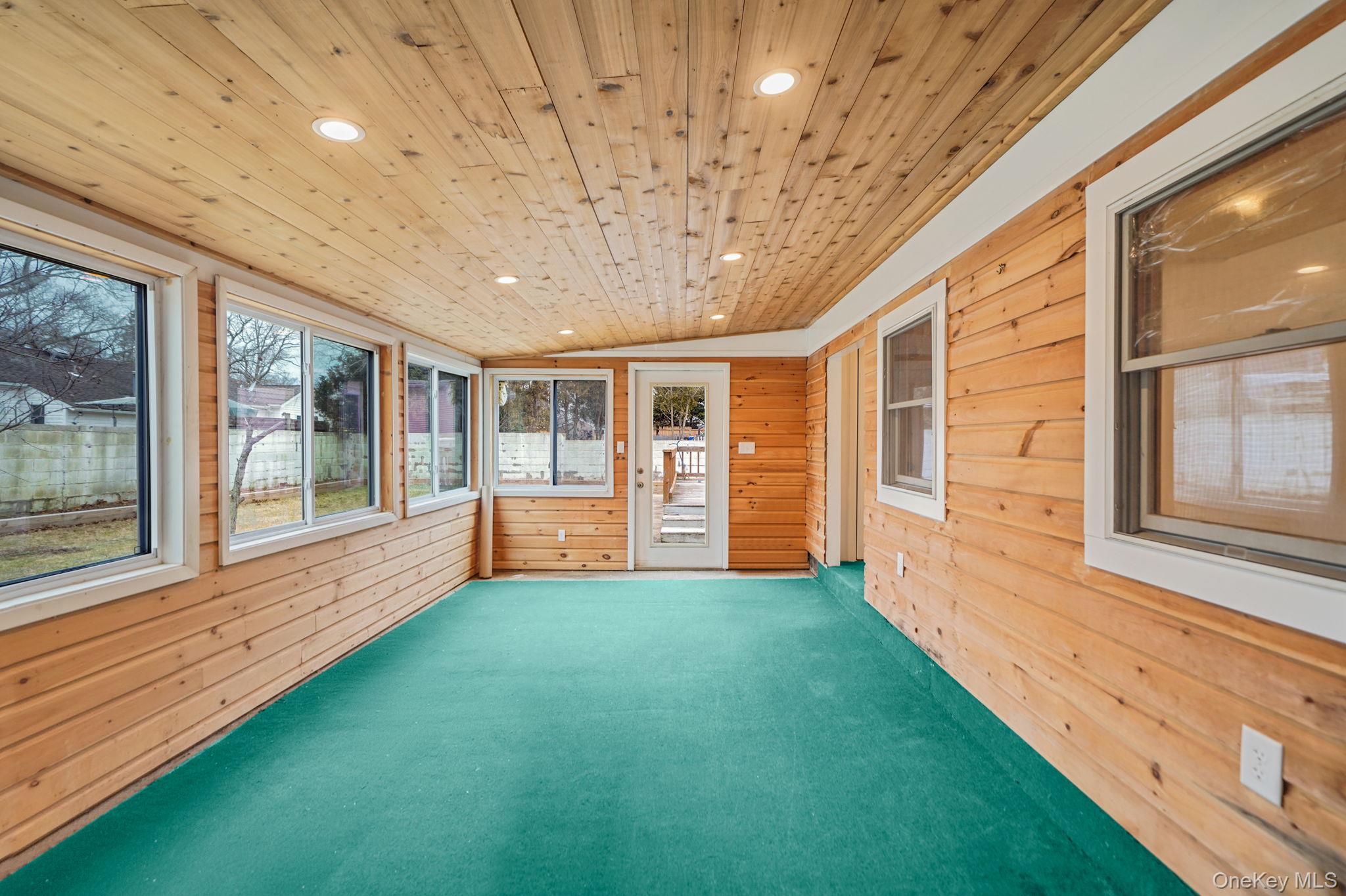 133 Royal Avenue, Flanders, NY 11901