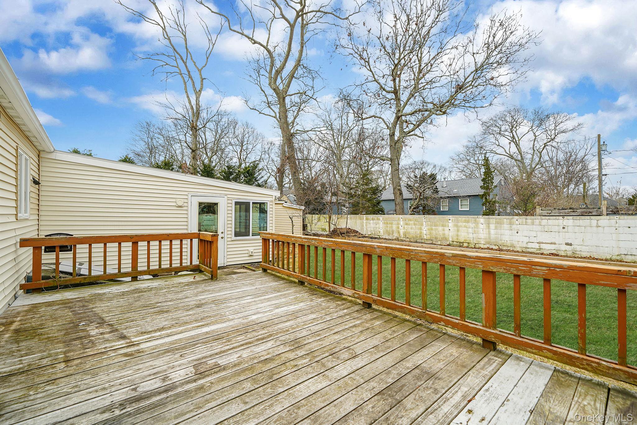 133 Royal Avenue, Flanders, NY 11901