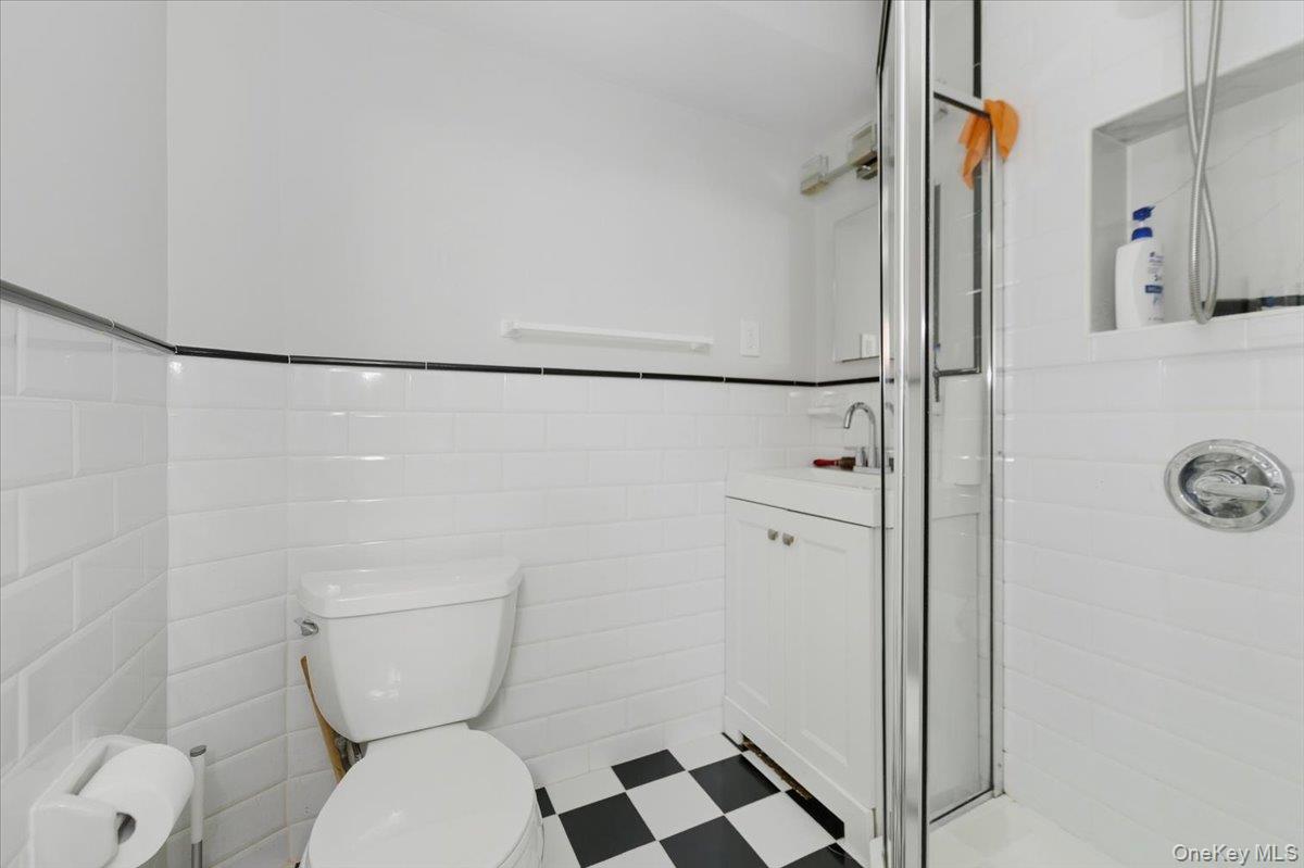 192 Huntington Avenue, Bronx, NY 10465