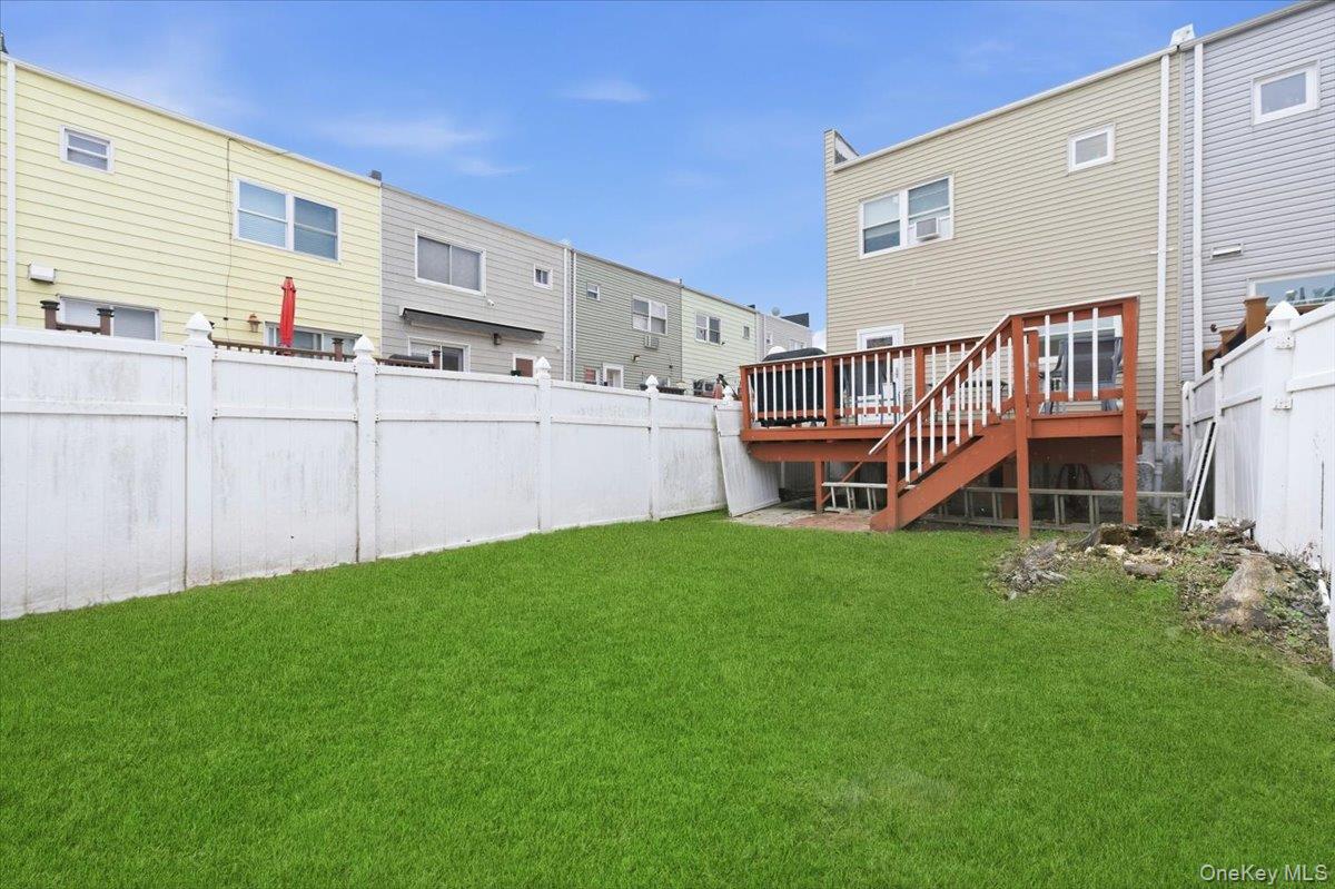 192 Huntington Avenue, Bronx, NY 10465