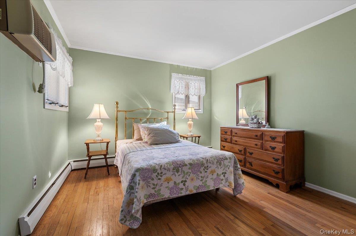 53 Beaumont Drive, Plainview, NY 11803