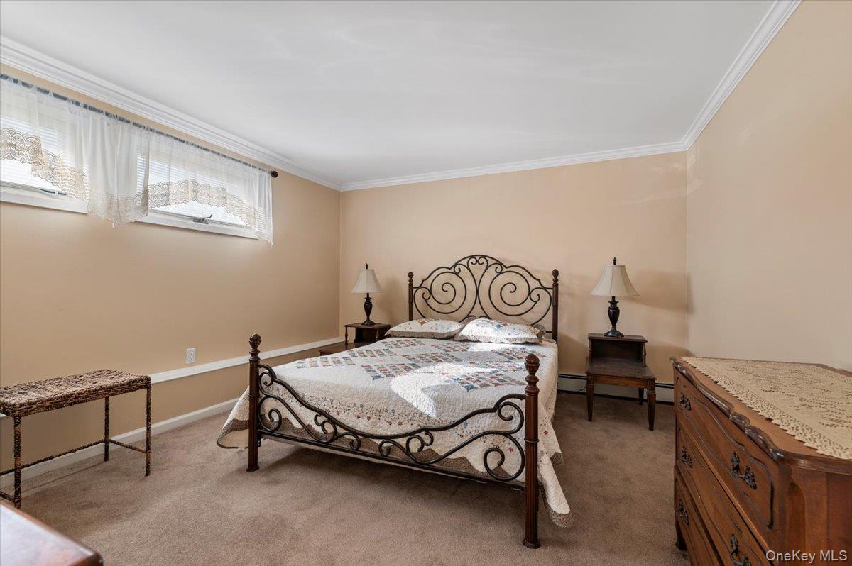 53 Beaumont Drive, Plainview, NY 11803