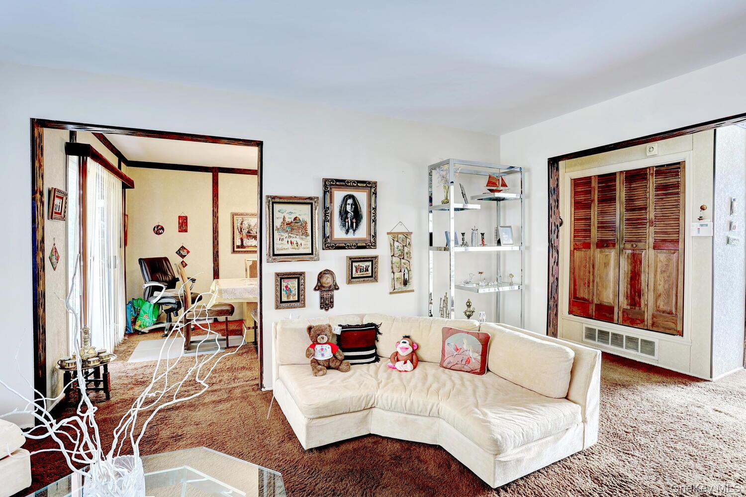 4 Crabapple Court, Monsey, NY 10952