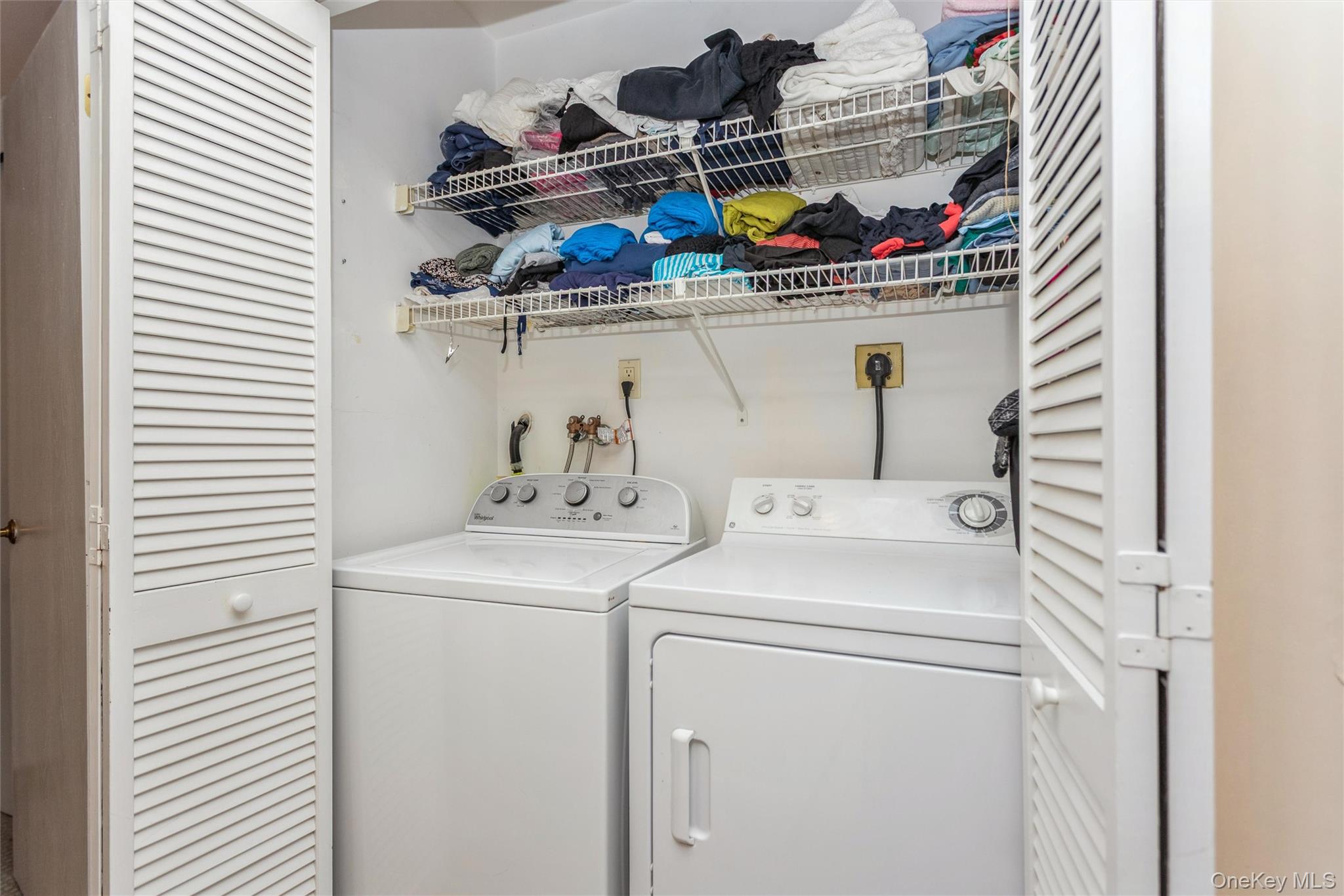 72 Foxwood Circle, Mount Kisco, NY 10549