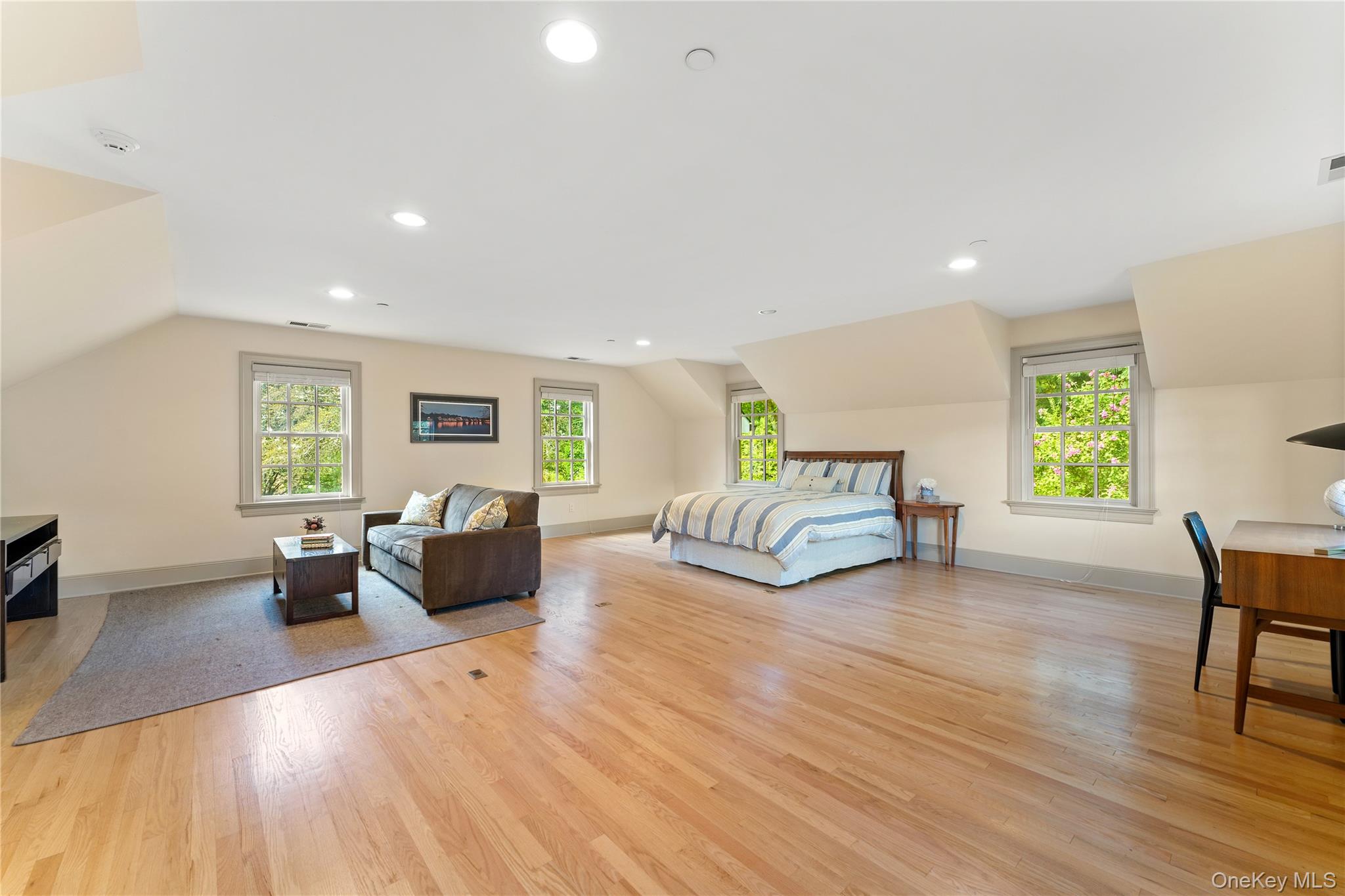 2 Belmont Drive, Irvington, NY 10533