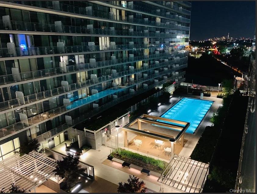 131-05 40th Road # 16S, Flushing, NY 11354