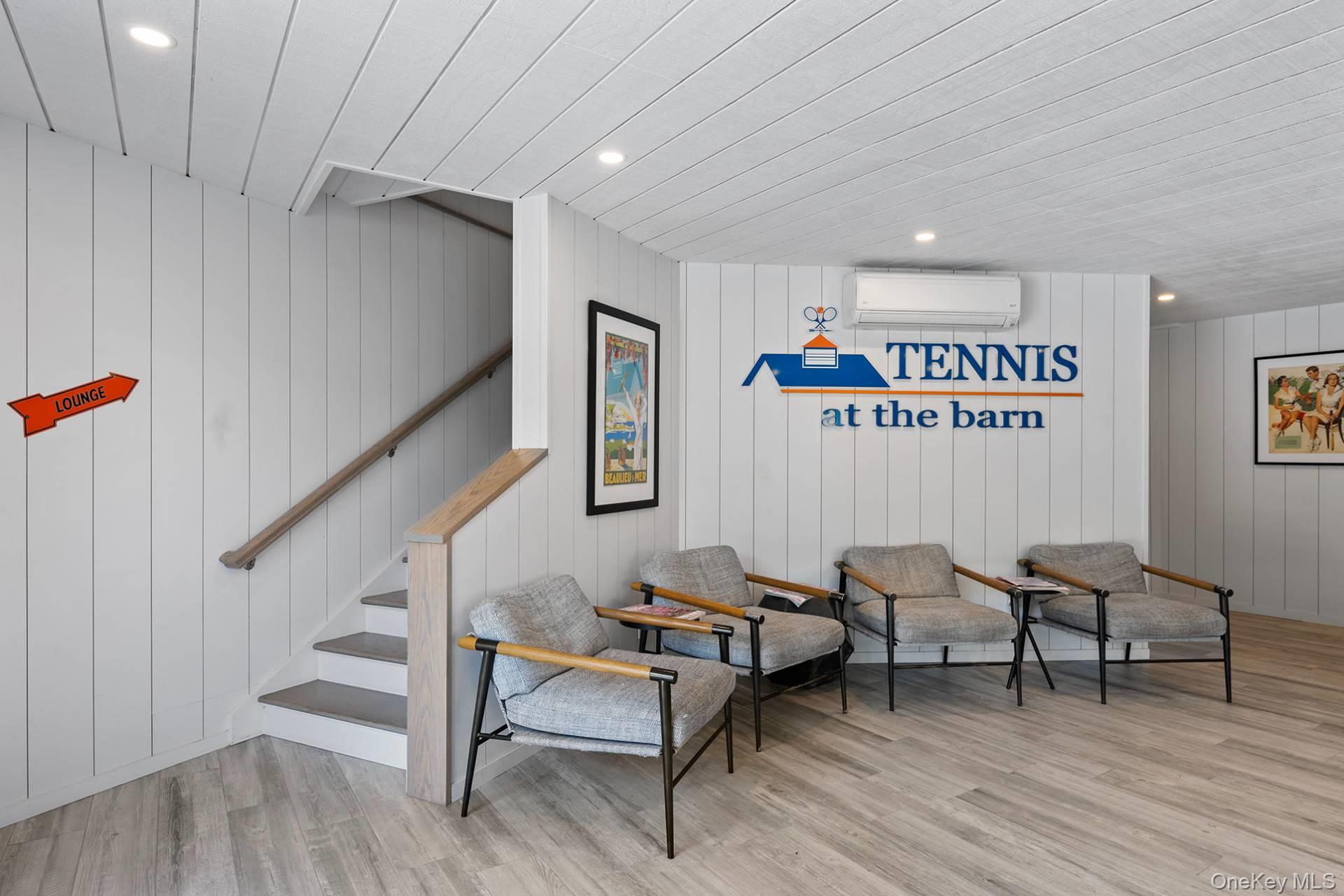 142 Montauk Highway, Westhampton, NY 11977