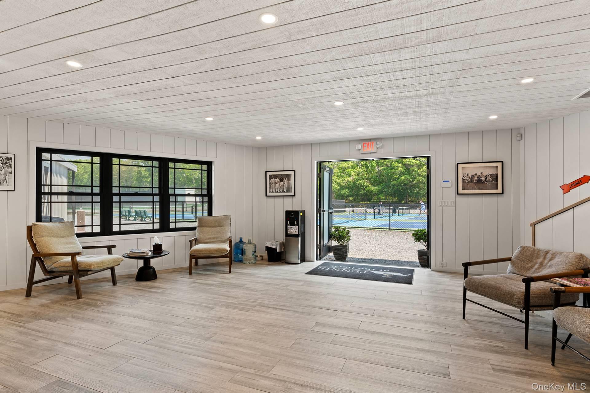 142 Montauk Highway, Westhampton, NY 11977