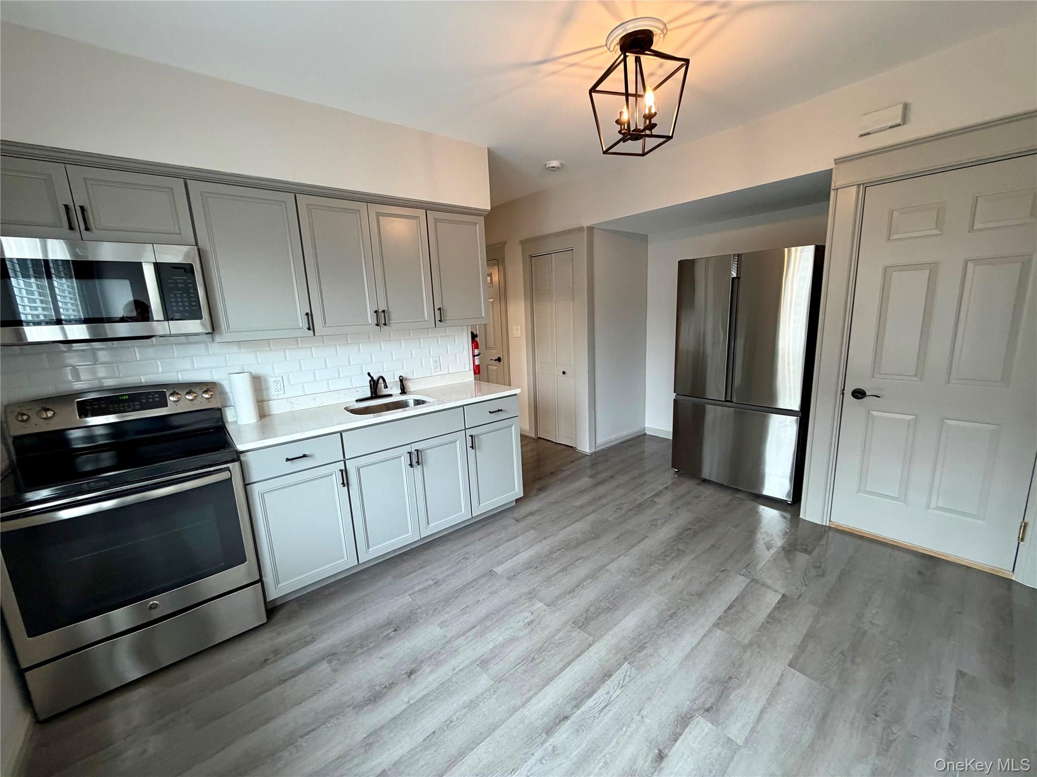 11 Franklin Street # 1E, Poughkeepsie, NY 12601