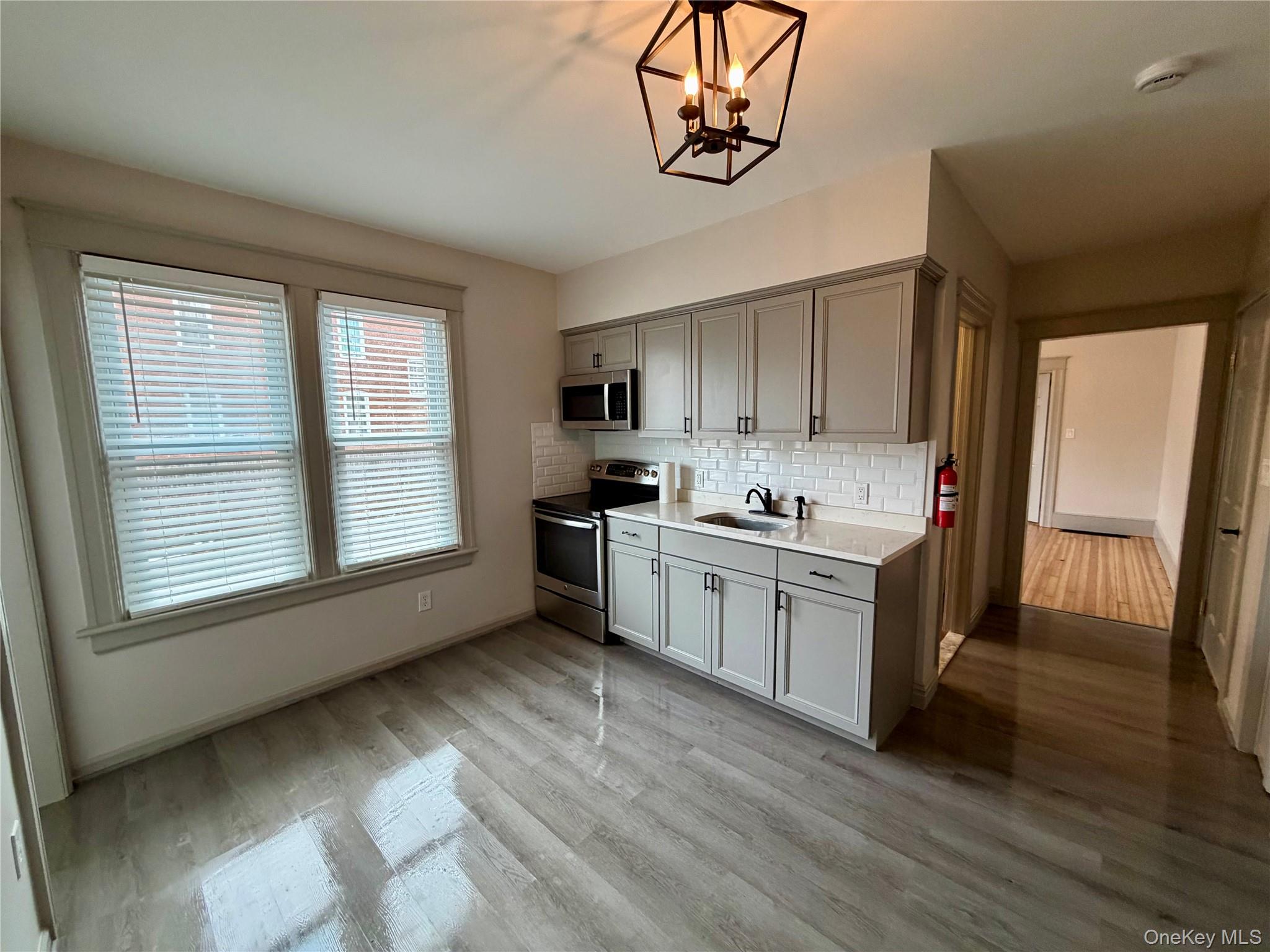 11 Franklin Street # 1E, Poughkeepsie, NY 12601