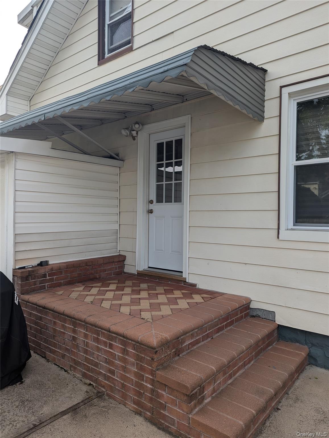 2937 Davis Street, Oceanside, NY 11572