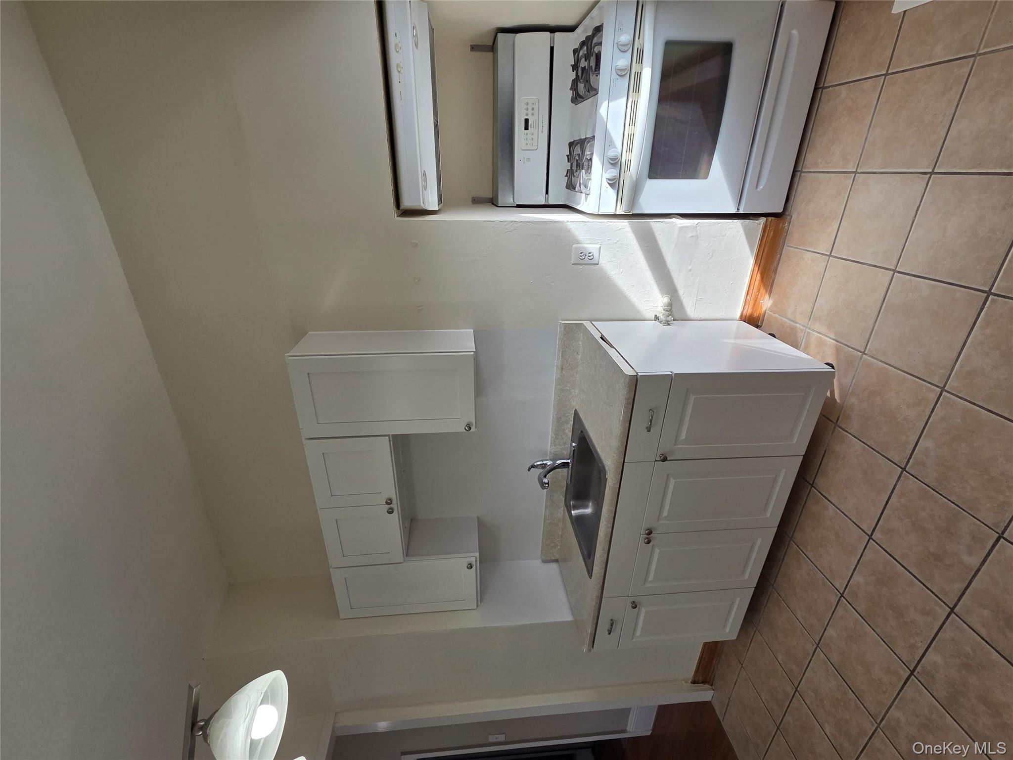 2937 Davis Street, Oceanside, NY 11572