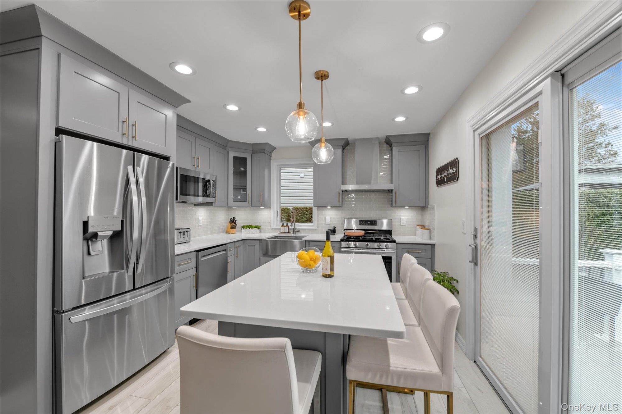 39 Corwin Avenue, New Hyde Park, NY 11040