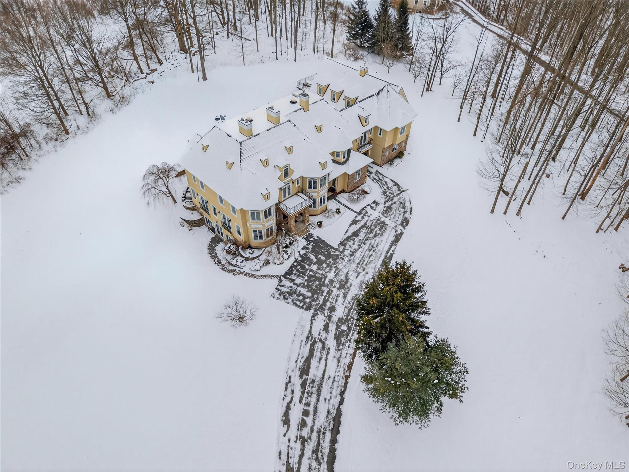 35 Balmoral Court, Harriman, NY 10926