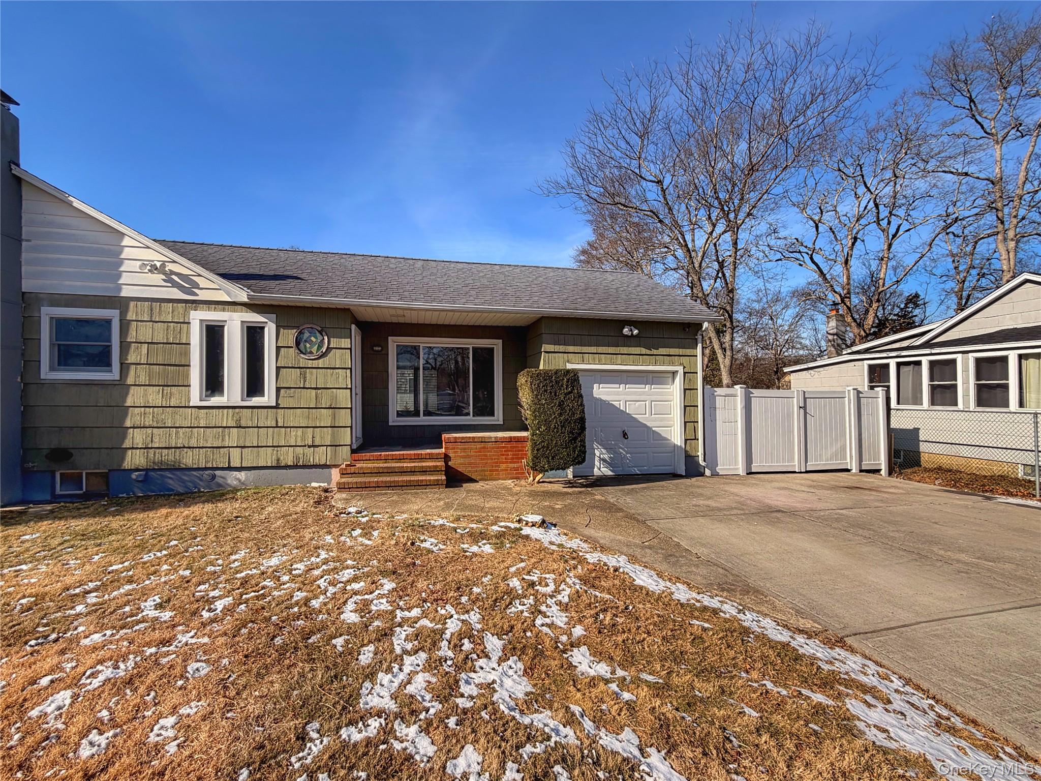 20 Bogota Road, Mastic Beach, NY 11951