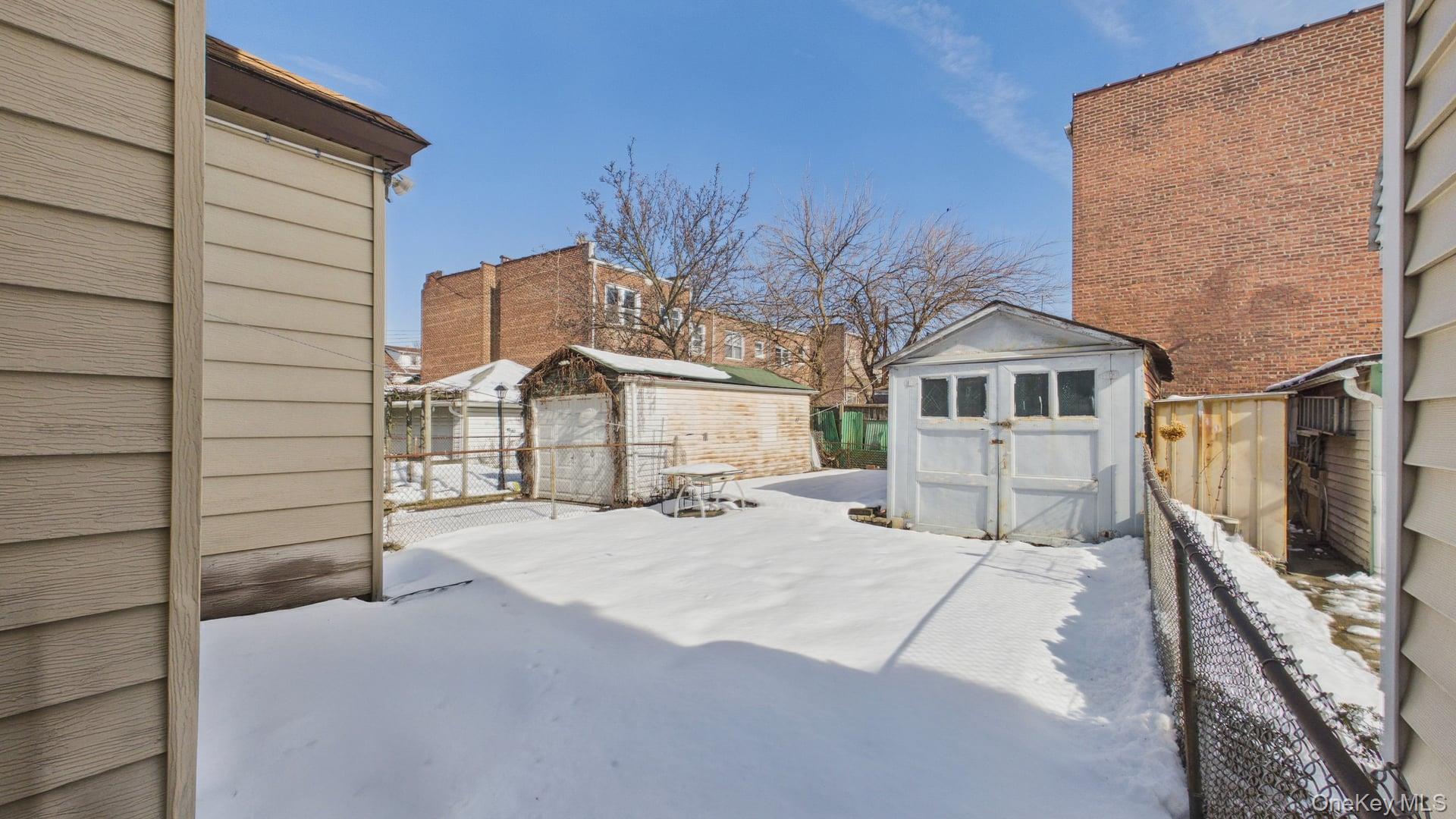 4711 88th Street, Elmhurst, NY 11373