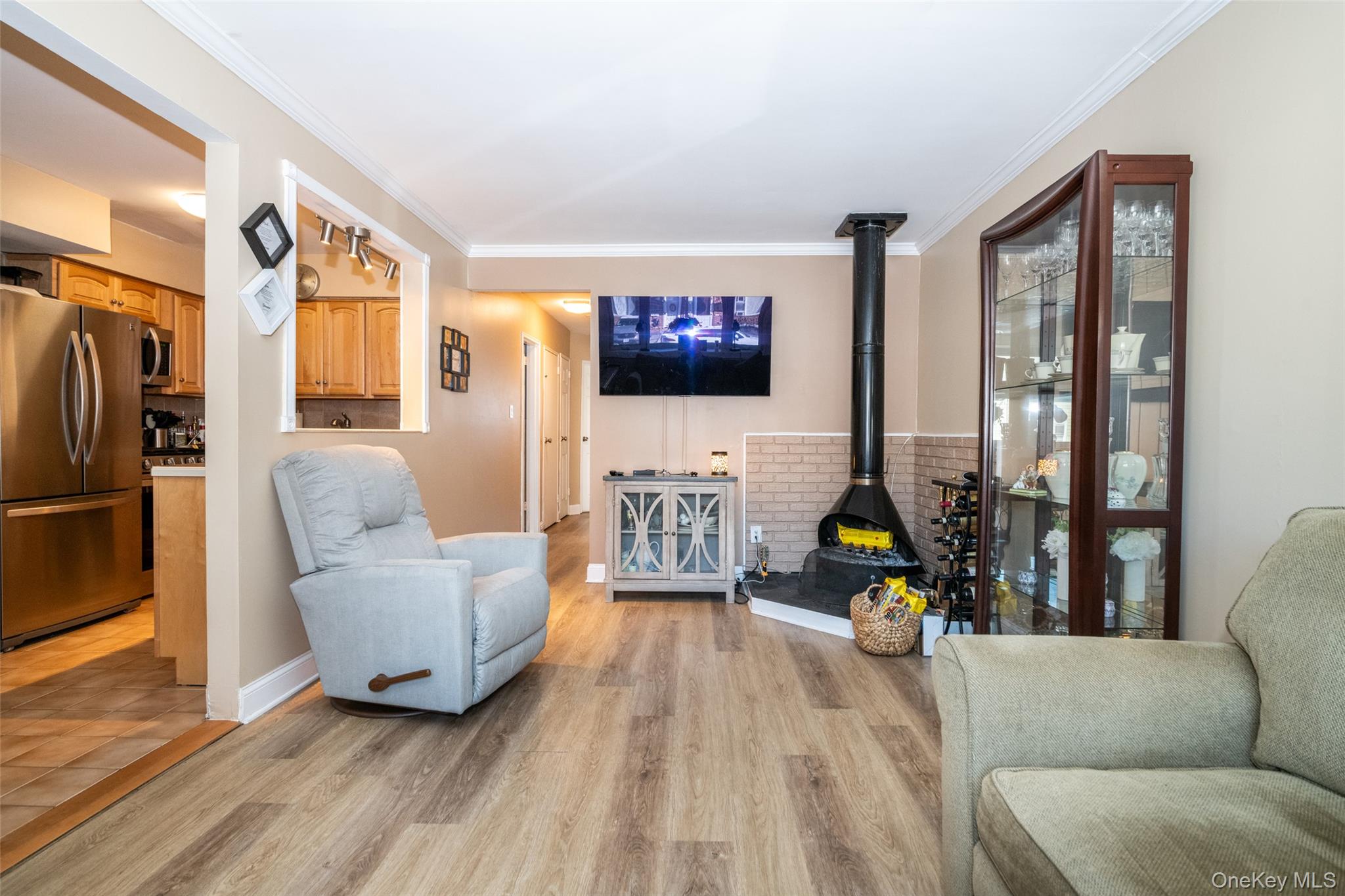 2542 Hollers Avenue, Bronx, NY 10475