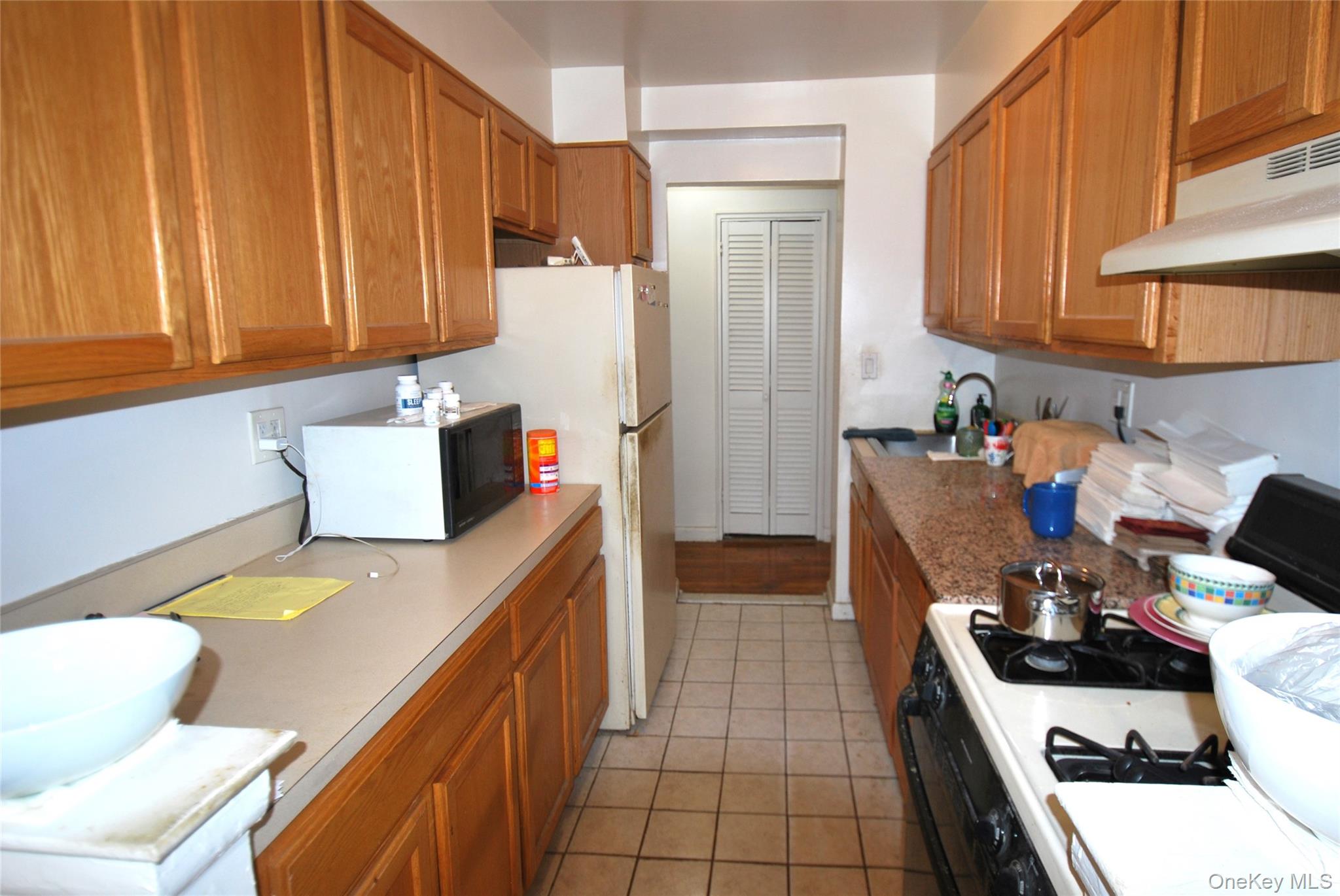 1 Sadore Lane # 4O, Yonkers, NY 10710