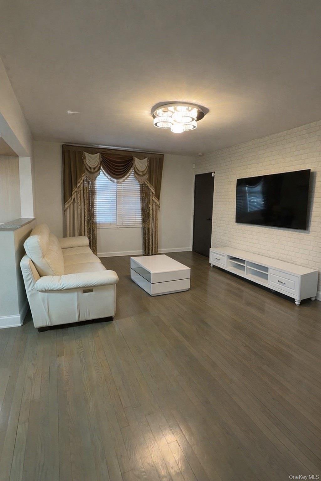 135-02 Jewel Avenue # A, Flushing, NY 11367