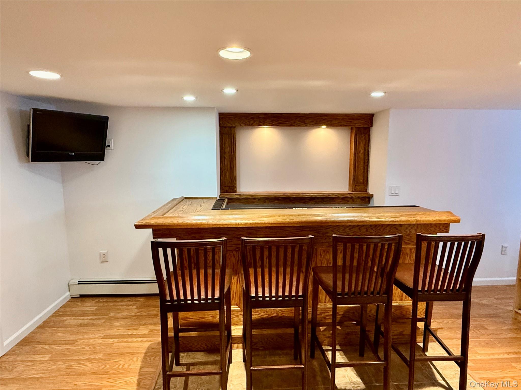 4 Sheila Court, Manorville, NY 11949