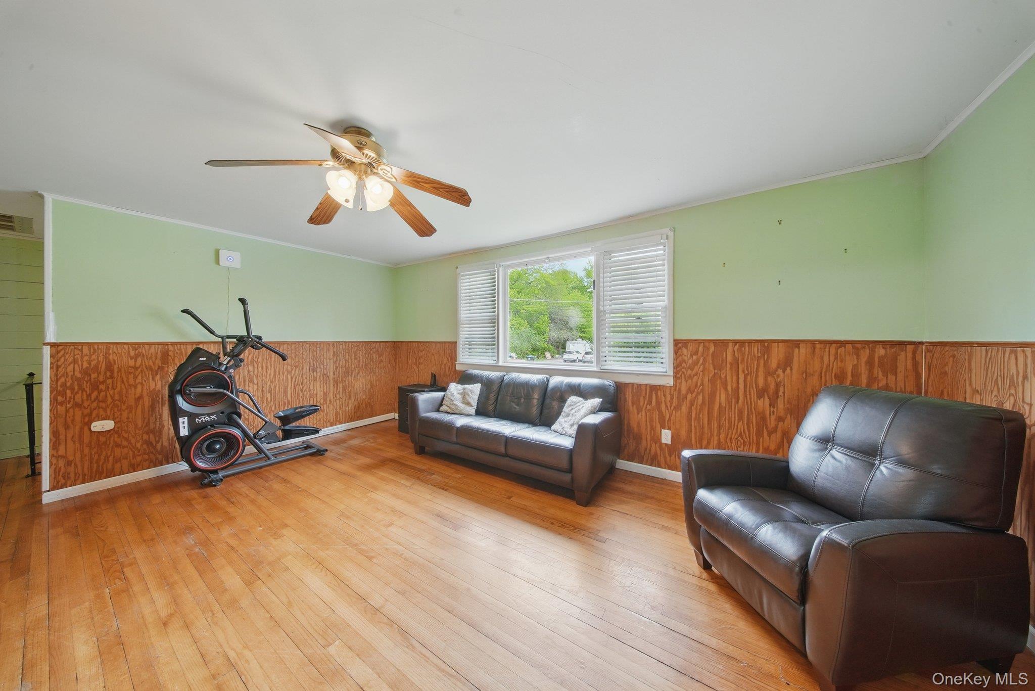 109 Long Lane, Bloomingburg, NY 12721