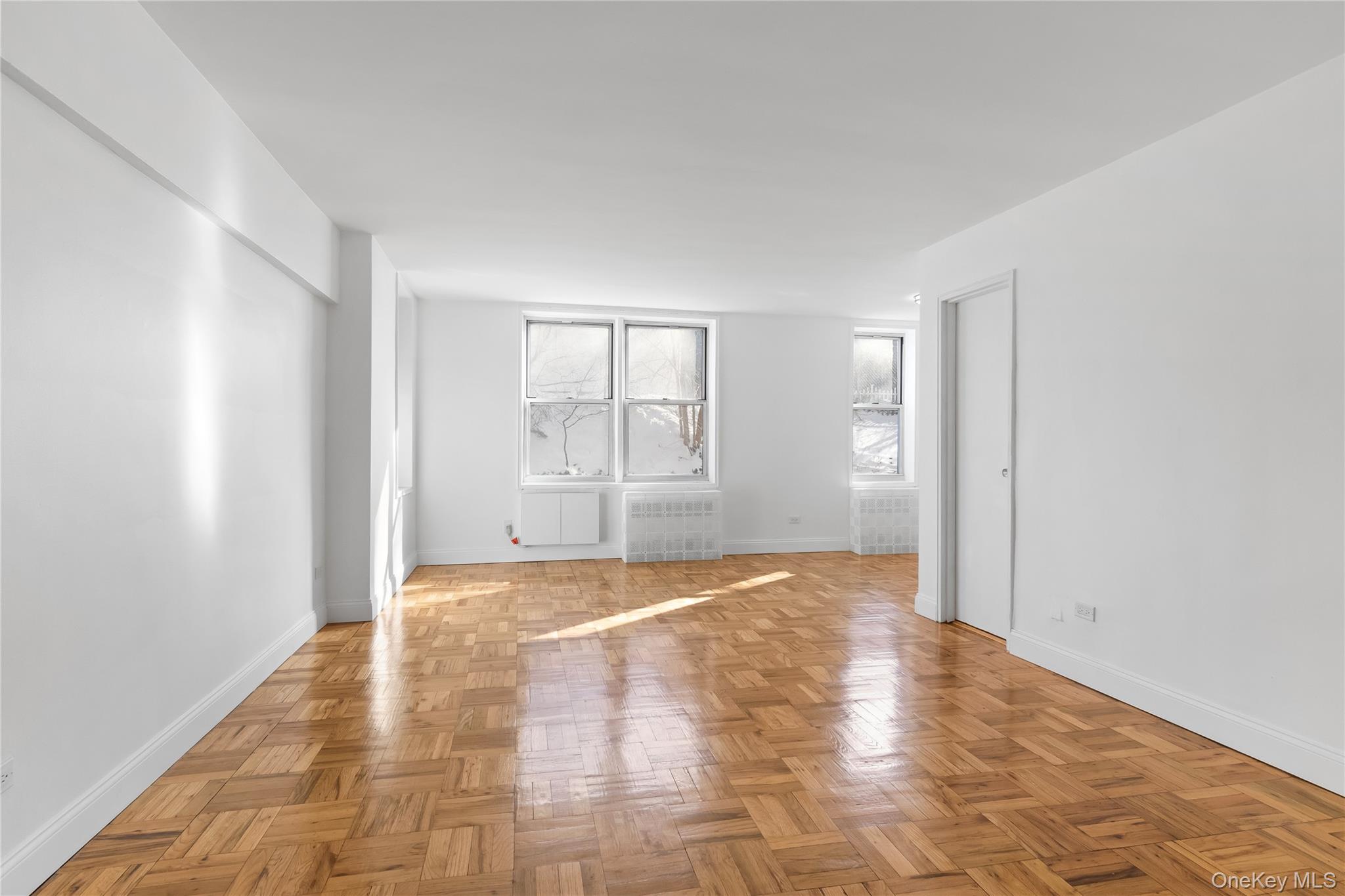 5015 39th Street # 1F, Sunnyside, NY 11104