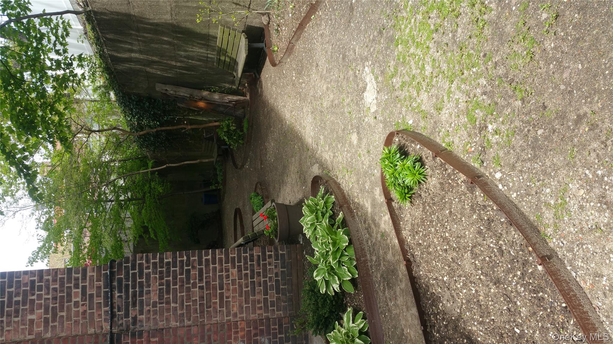 5015 39th Street # 1F, Sunnyside, NY 11104