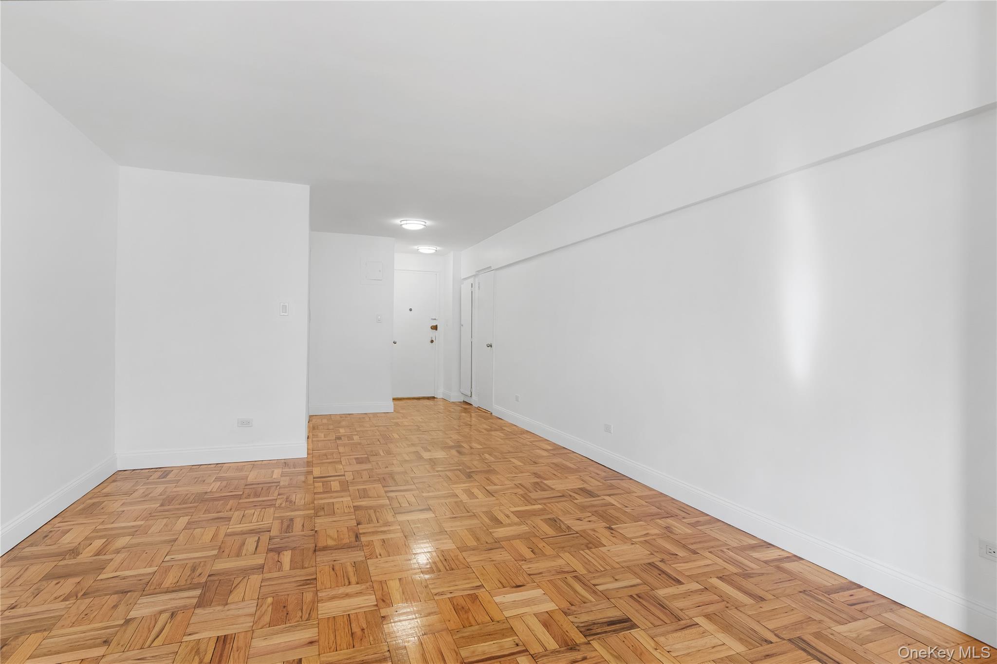 5015 39th Street # 1F, Sunnyside, NY 11104