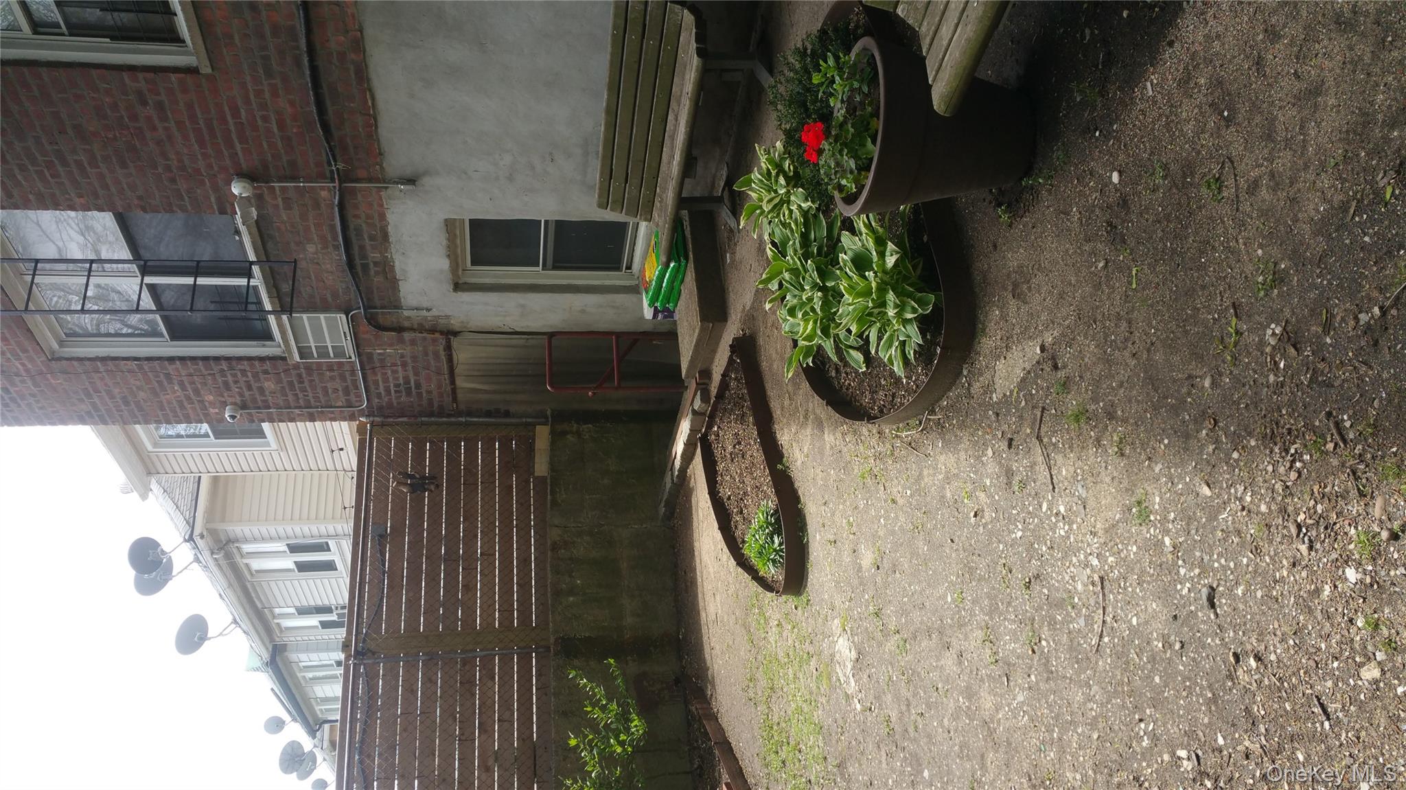 5015 39th Street # 1F, Sunnyside, NY 11104