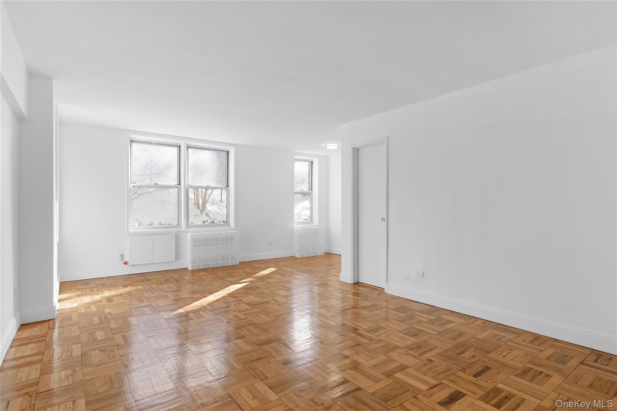 5015 39th Street # 1F, Sunnyside, NY 11104