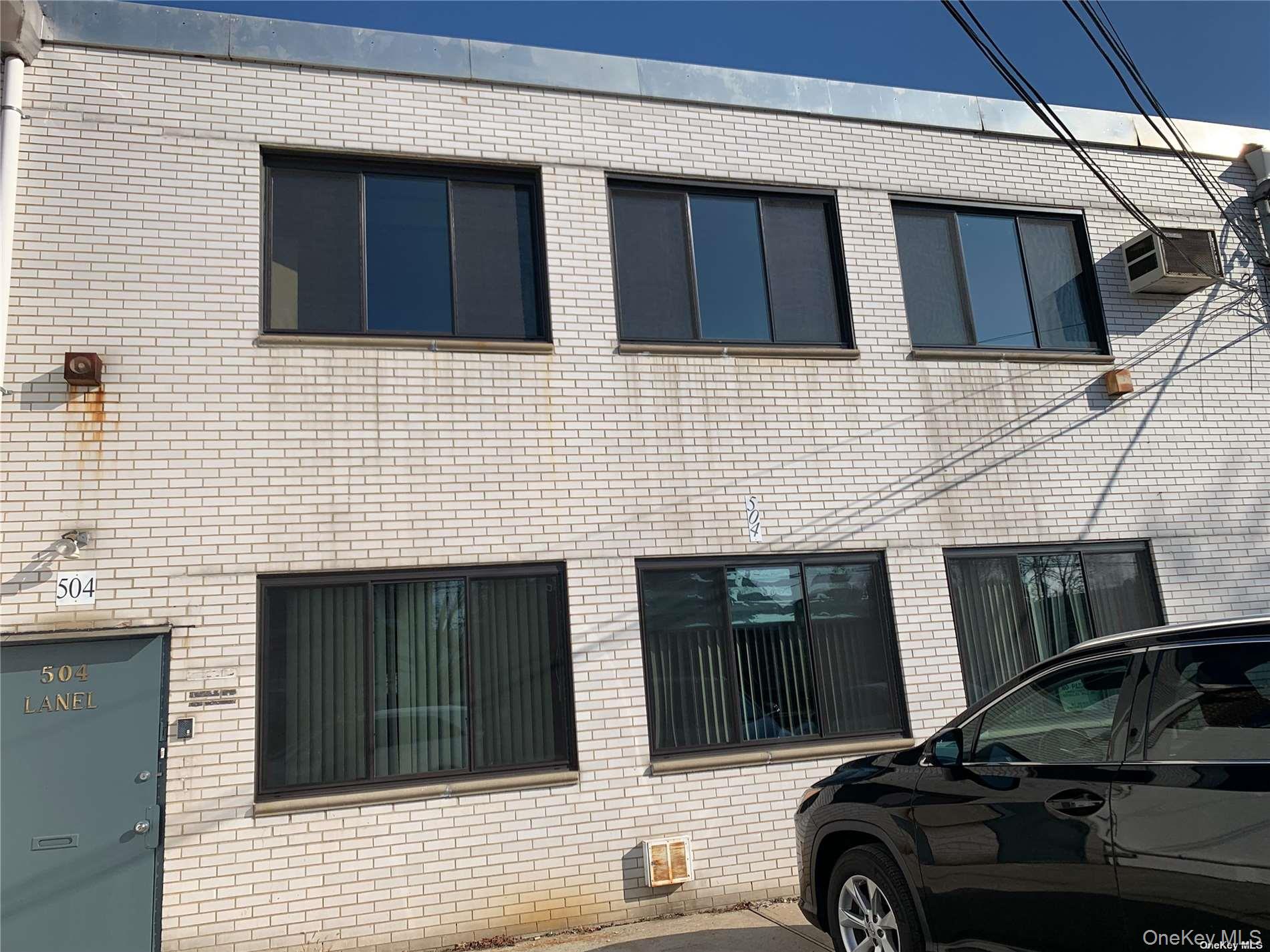 504 Cherry Lane # 1st Floor, Floral Park, NY 11001