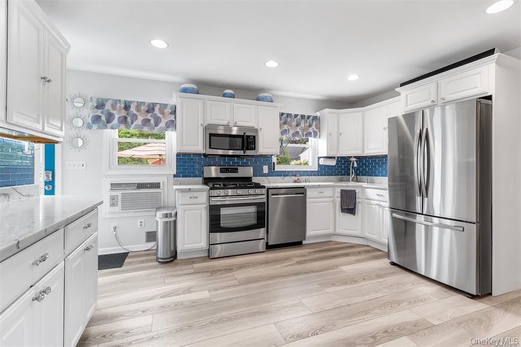 71 Hunter Lane, Centereach, NY 11720