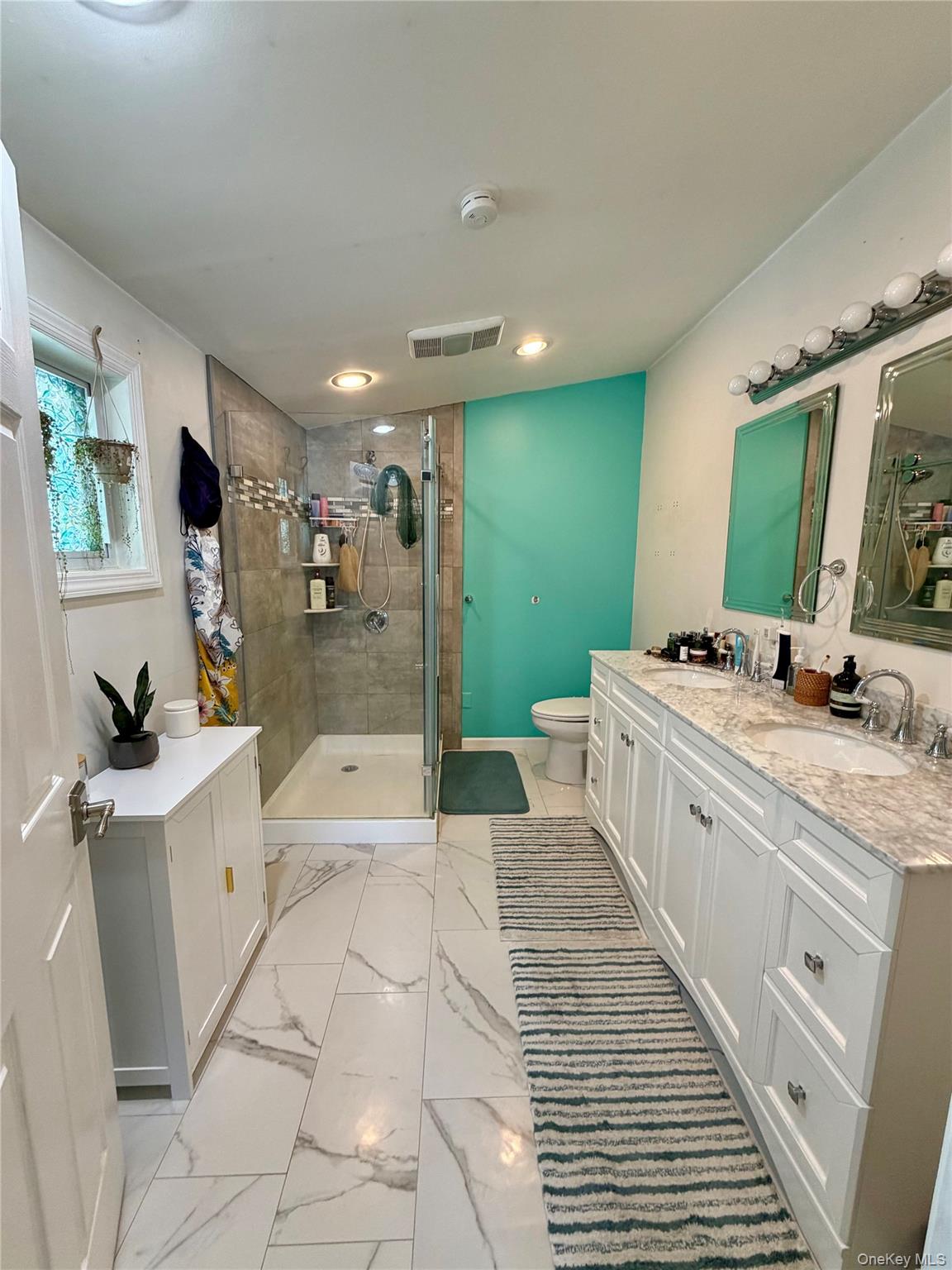 71 Hunter Lane, Centereach, NY 11720