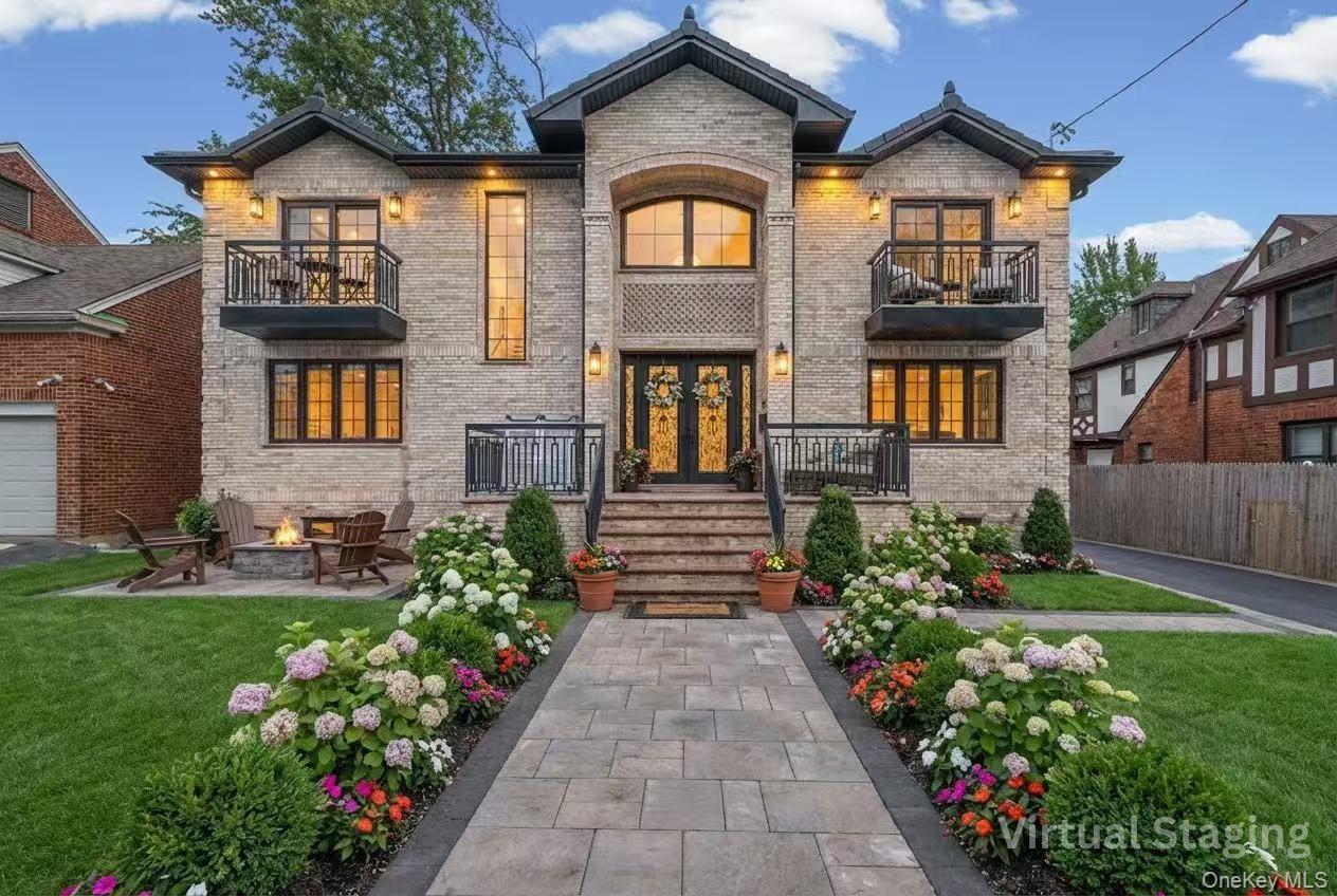 32-35 164th Street, Flushing, NY 11358