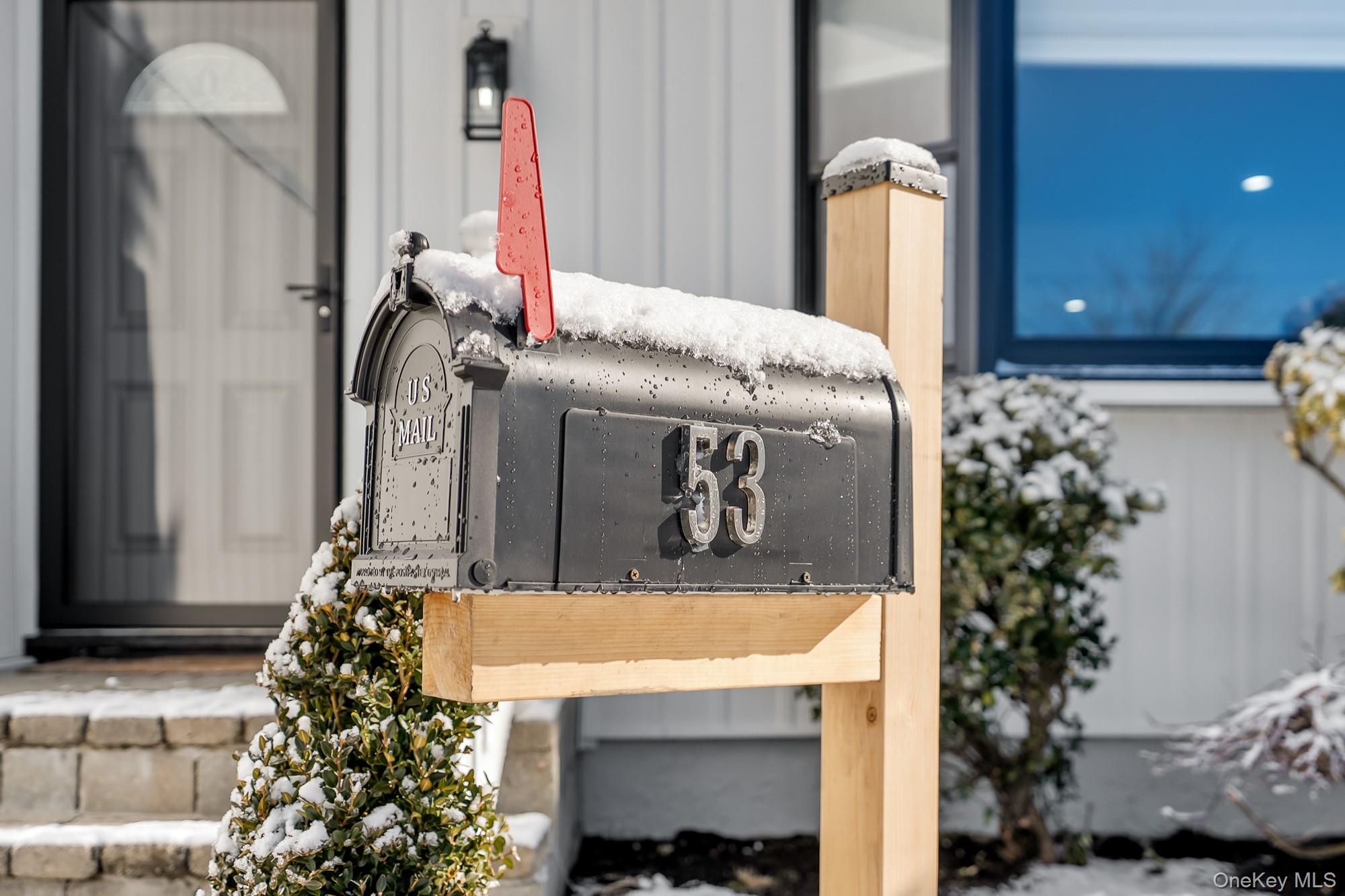 53 Elizabeth Drive, Bethpage, NY 11714