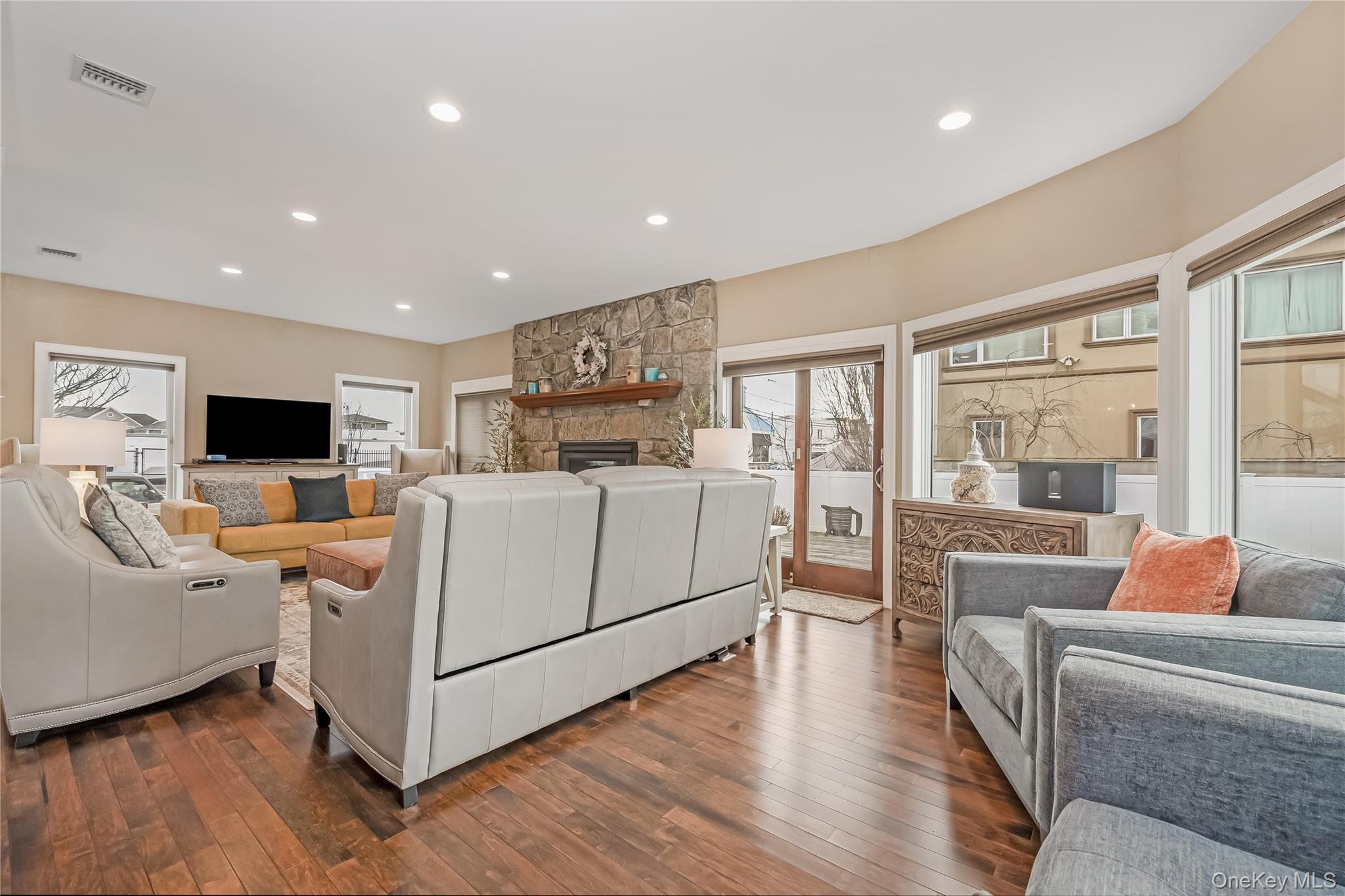 120 Neptune Place, Massapequa, NY 11758