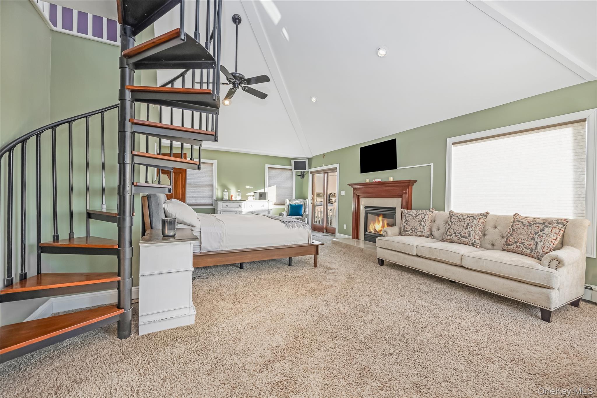 120 Neptune Place, Massapequa, NY 11758