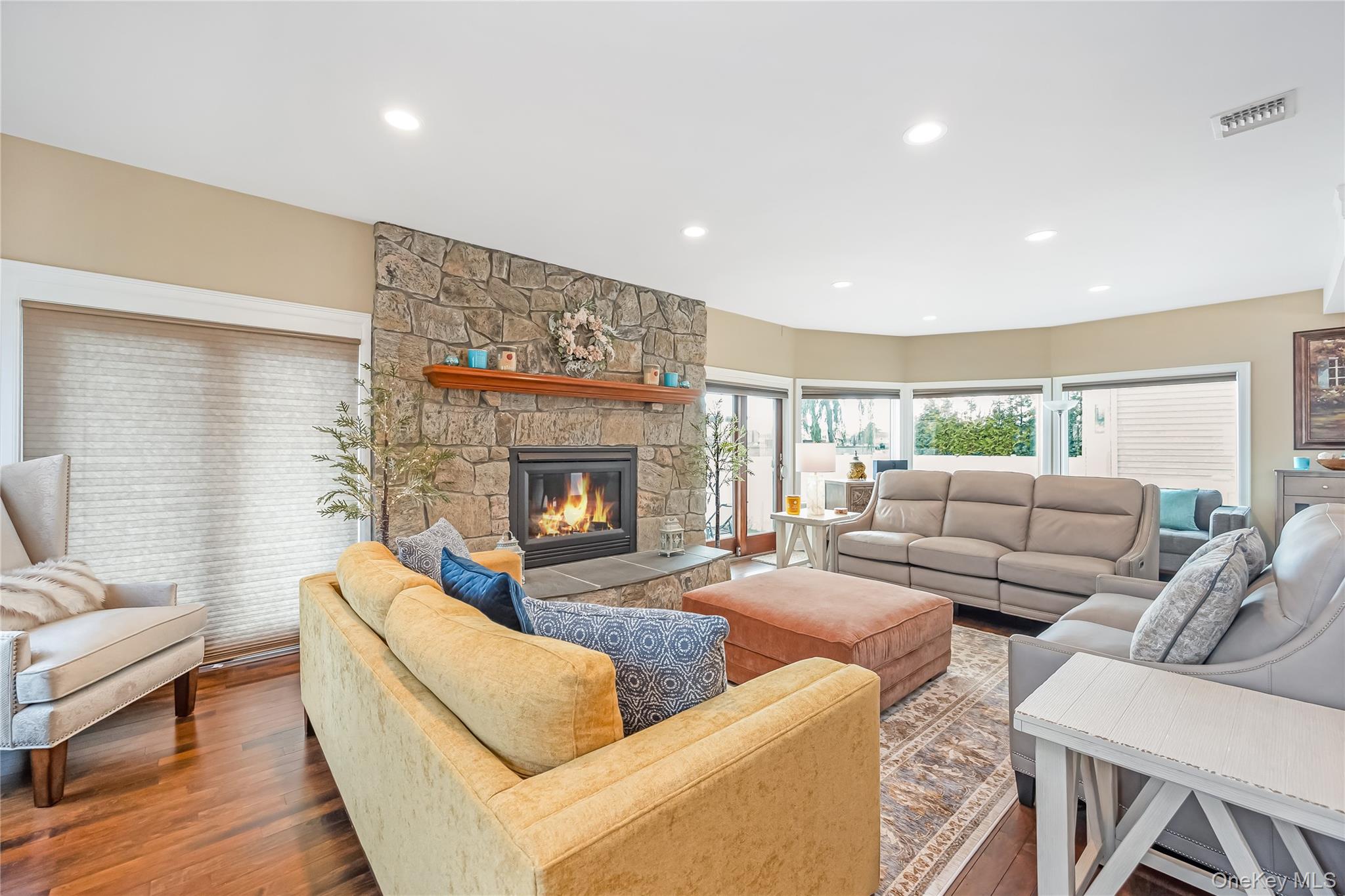 120 Neptune Place, Massapequa, NY 11758