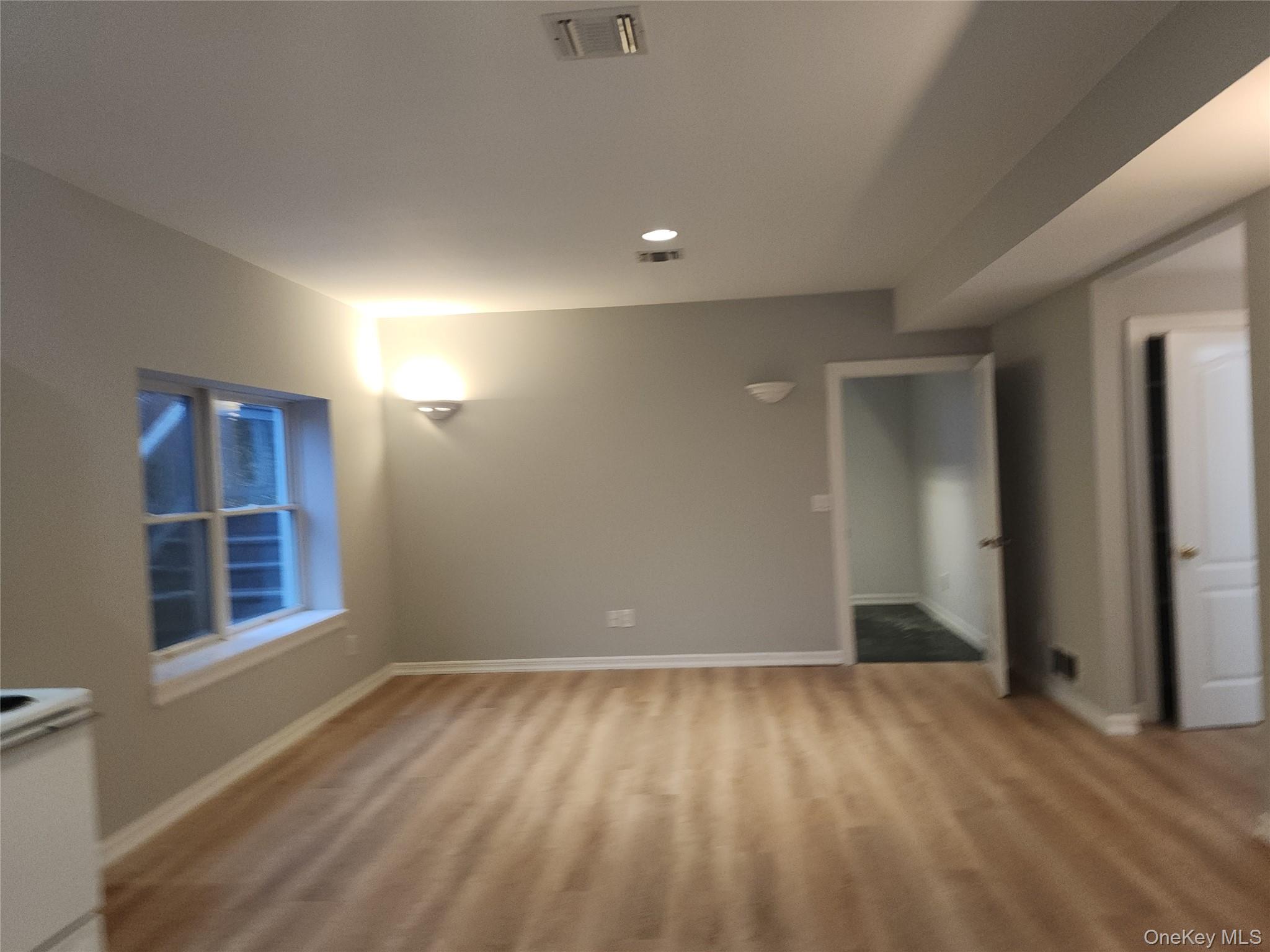 1A Jackson Avenue # A, Hampton Bays, NY 11946