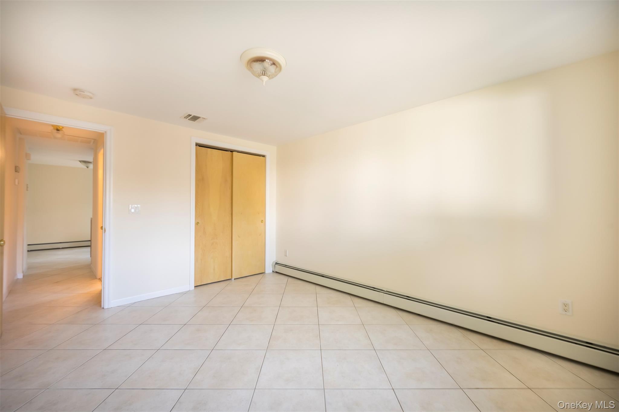 11 7th Street, Bayville, NY 11709