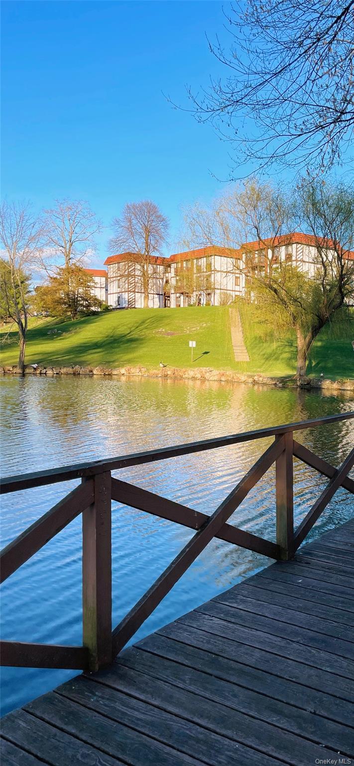 7 Loudon Drive # 7, Fishkill, NY 12524