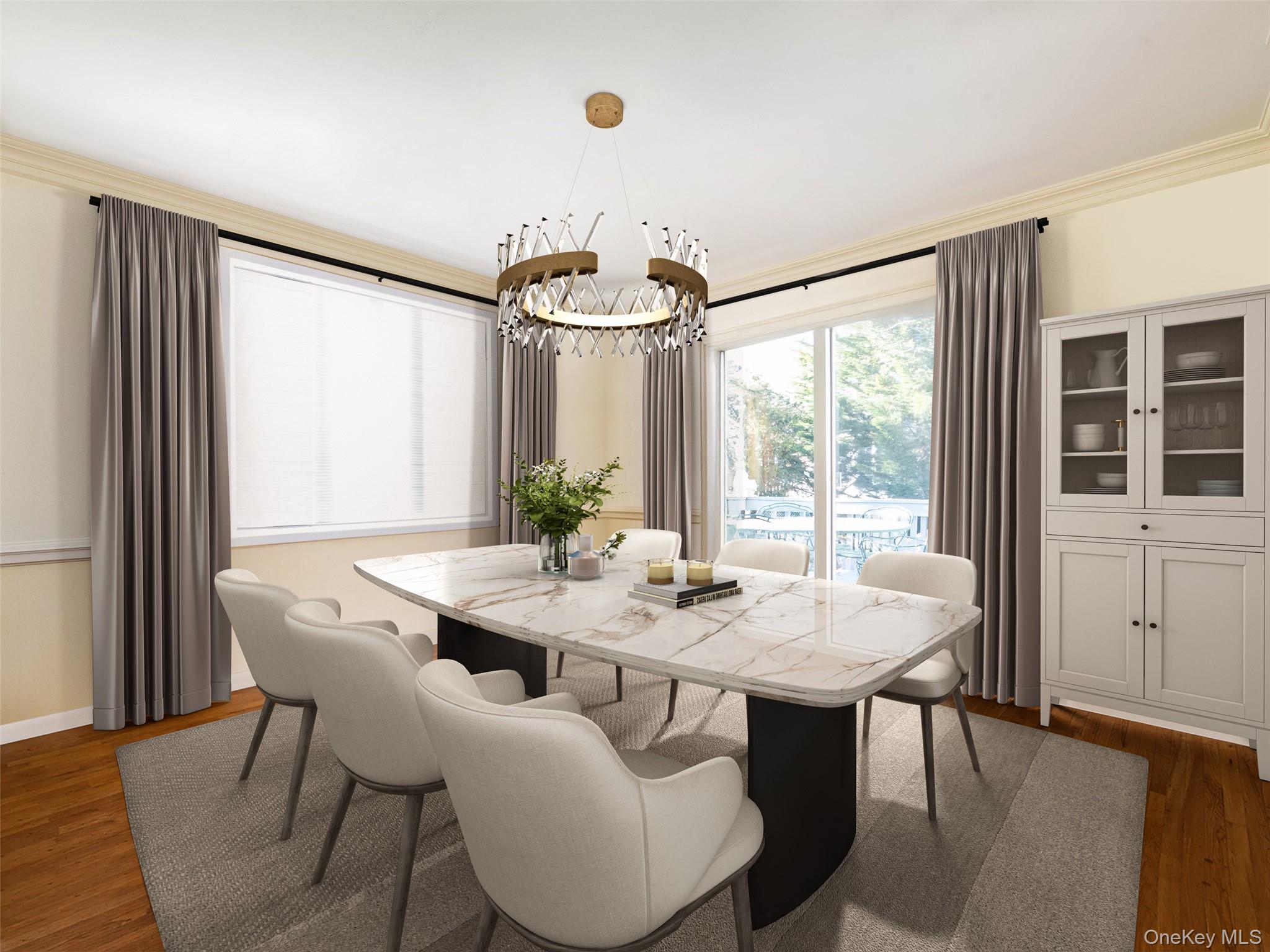 2 Bonnie Lynn Court, Roslyn, NY 11576