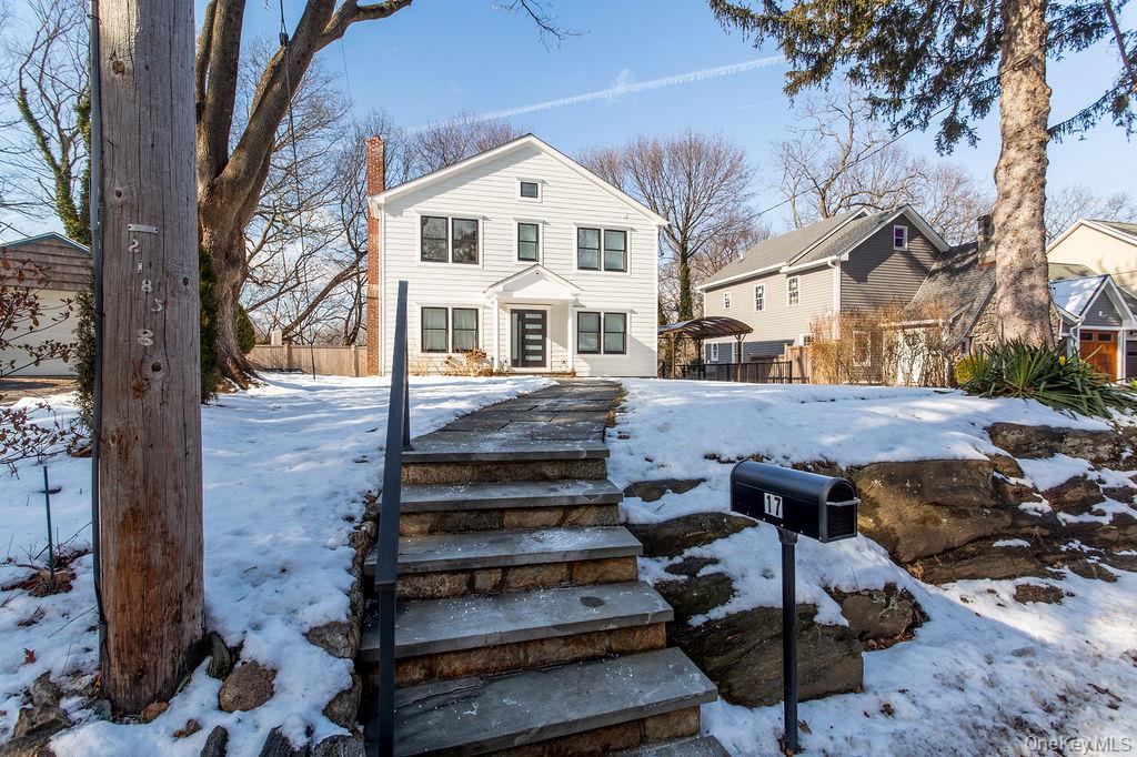 17 Maple Drive, Old Greenwich, CT 06870