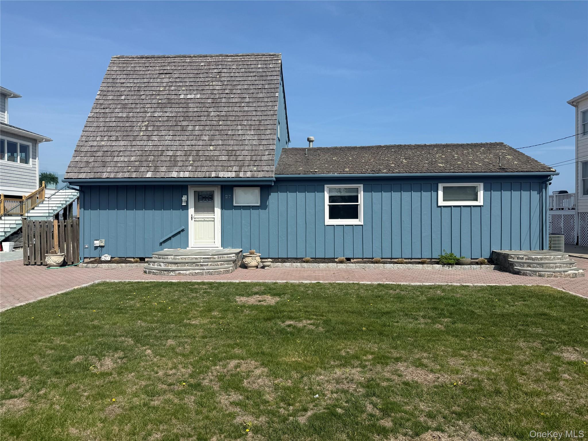 25 Shinnecock Road, East Quogue, NY 11942