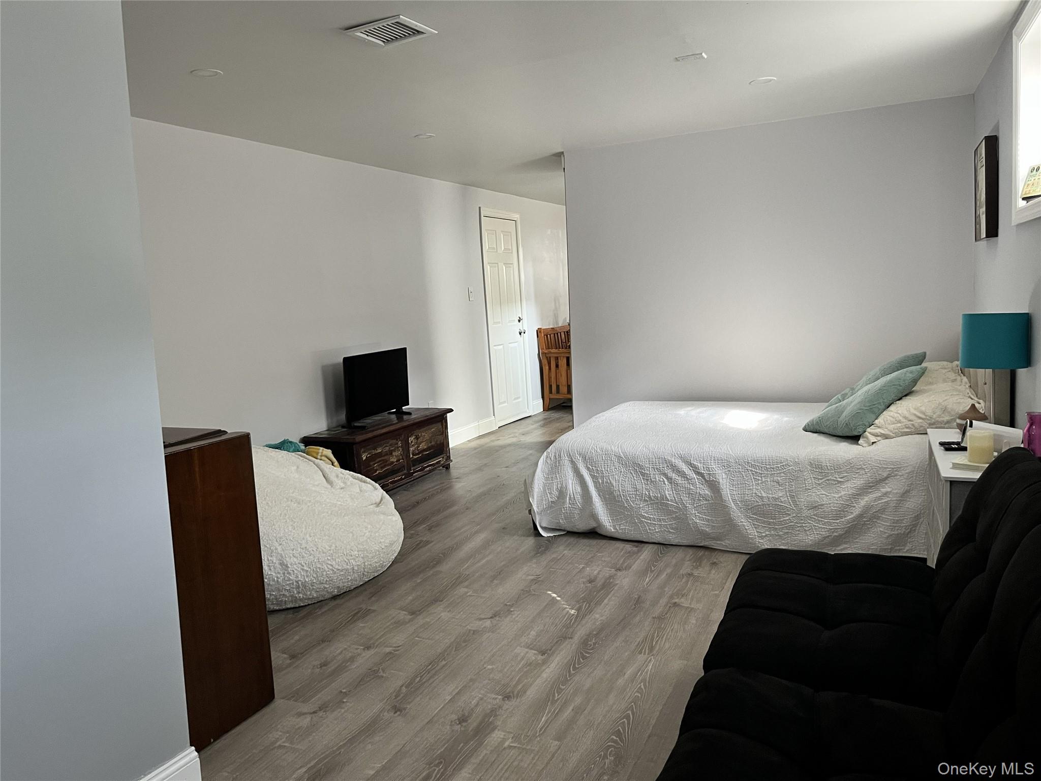 104 19th Street, Wading River, NY 11792