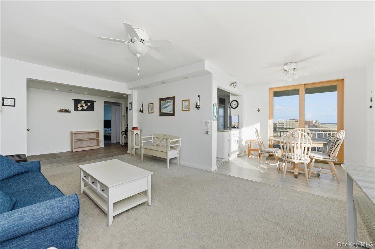 560 W Broadway # 6B, Long Beach, NY 11561